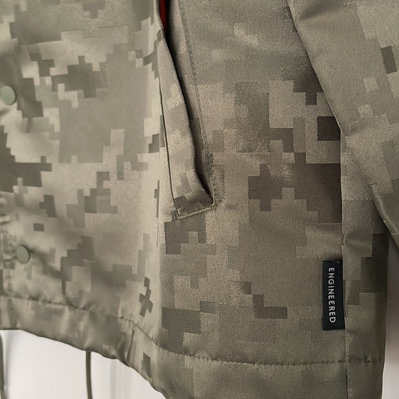 NE Patriots Salute to Service Sideline Jacket - Picture 12 of 14